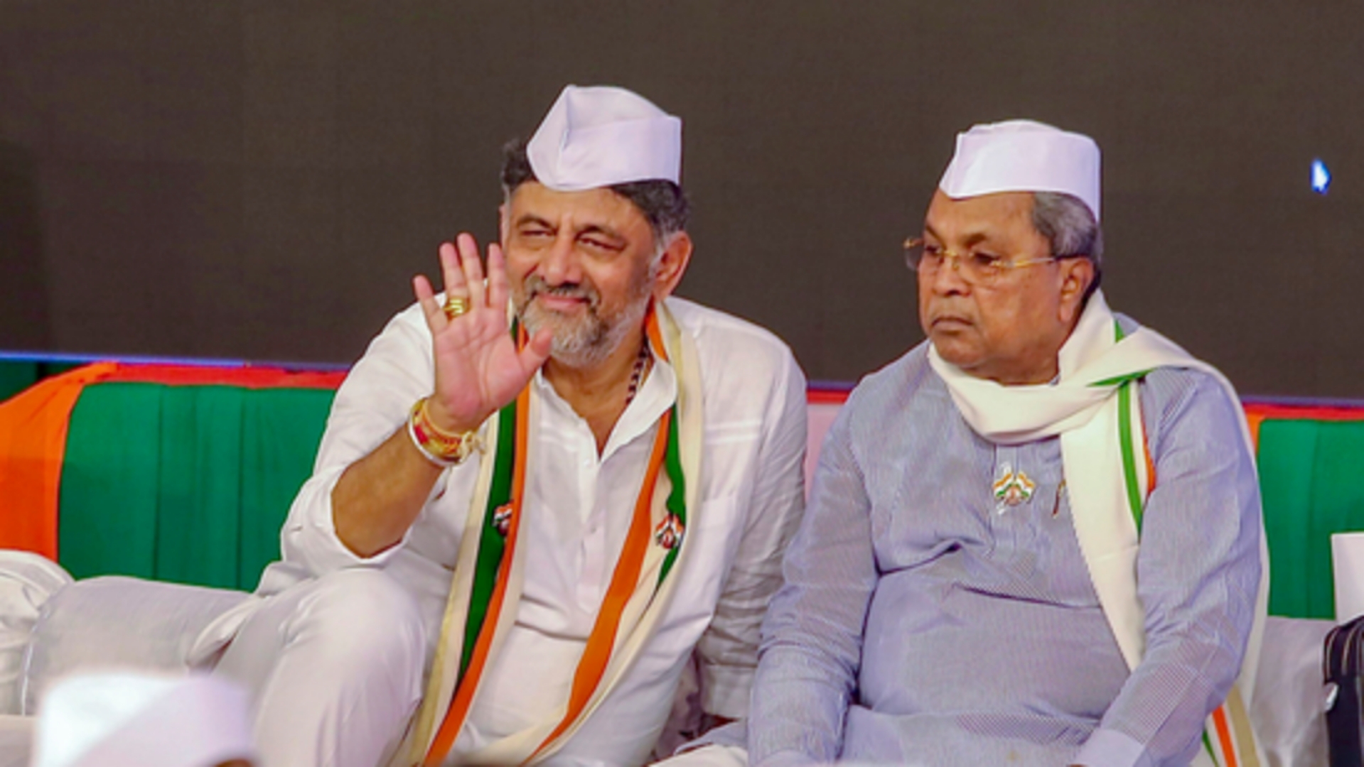 Congress Karnataka CM Siddaramaiah, Deputy CM DK Shivakumar join protest in Bengaluru against rising prices